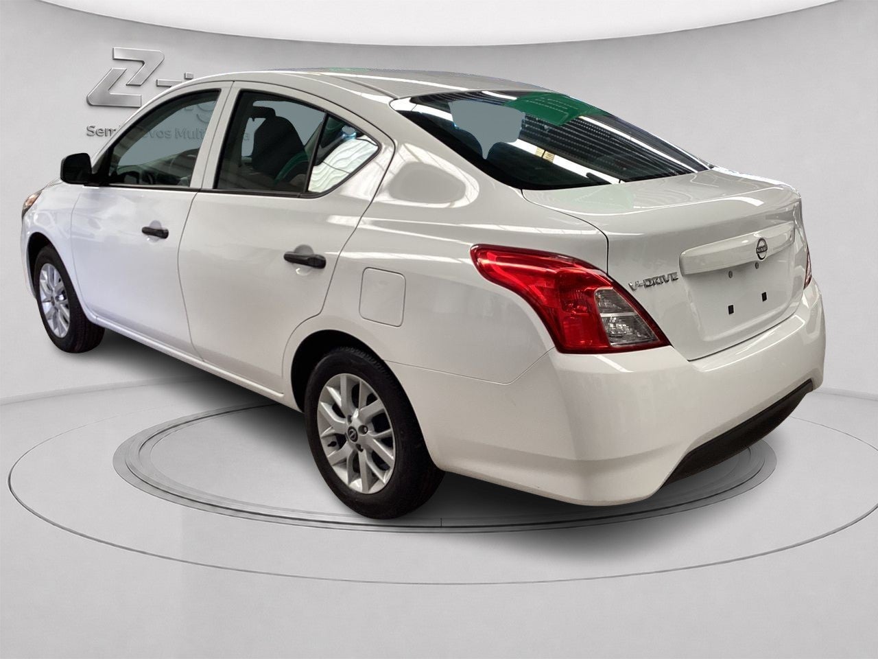 2025 Nissan V-Drive 1.6 A/C  Mt