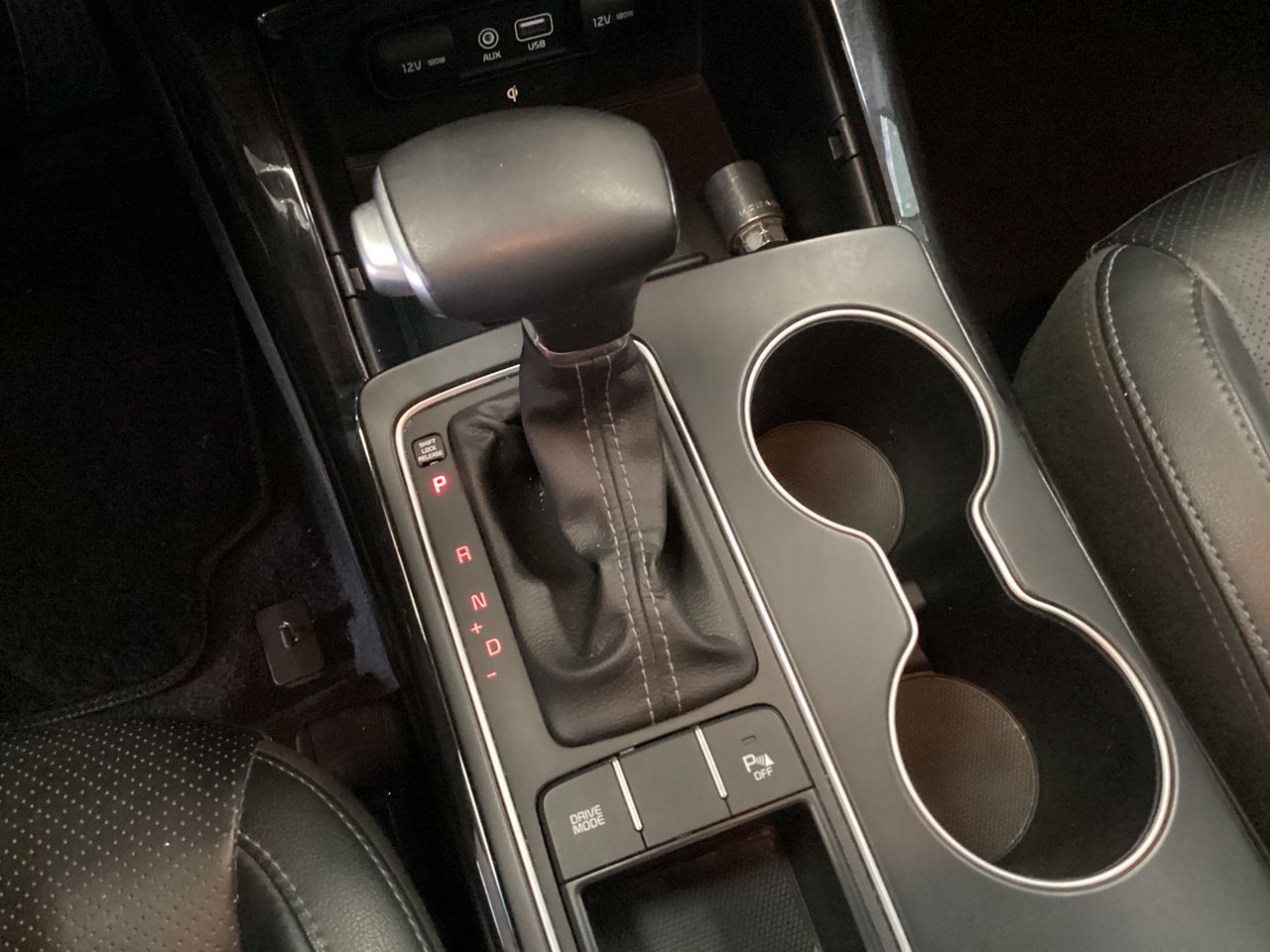 2019 Kia Sorento 2.4 L4 EX Piel 7 Pasajeros At