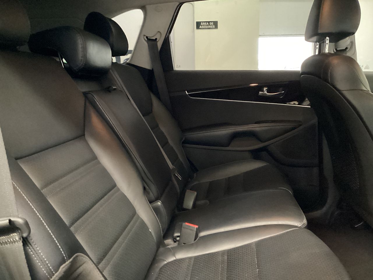 2019 Kia Sorento 2.4 L4 EX Piel 7 Pasajeros At