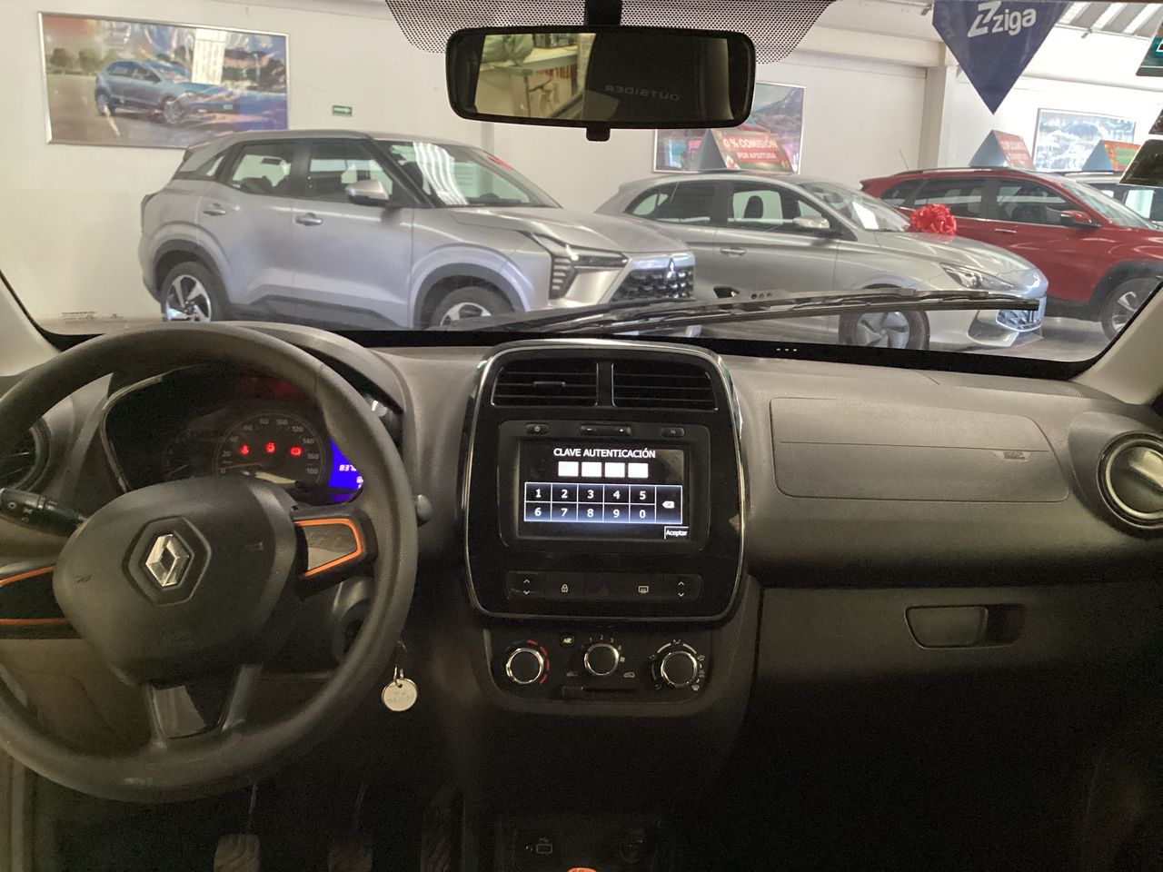 2019 Renault Kwid 1.0 Outsider Mt