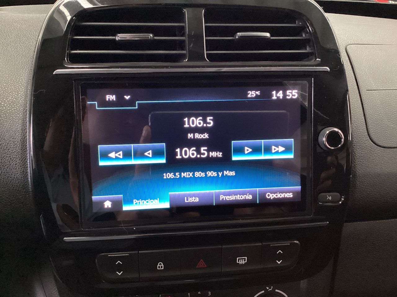 2025 Renault Kwid 1.0 Iconic Mt