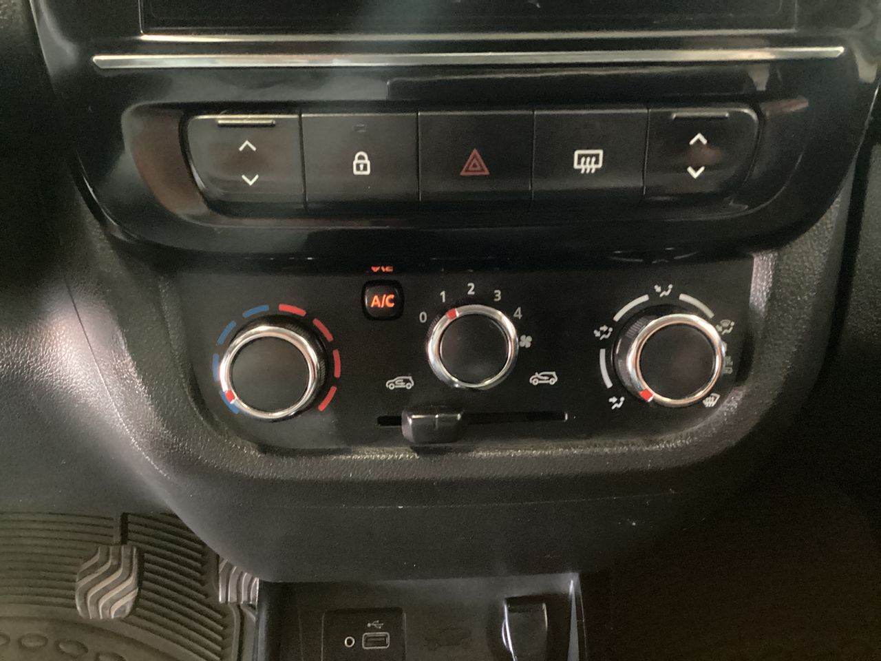 2023 Renault Kwid 1.0 Bitono Mt