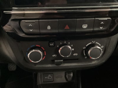 2024 Renault Kwid 1.0 Iconic Mt