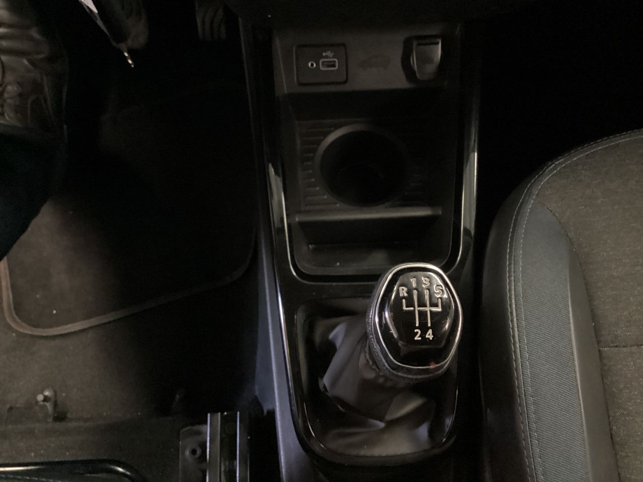 2024 Renault Kwid 1.0 Iconic Mt