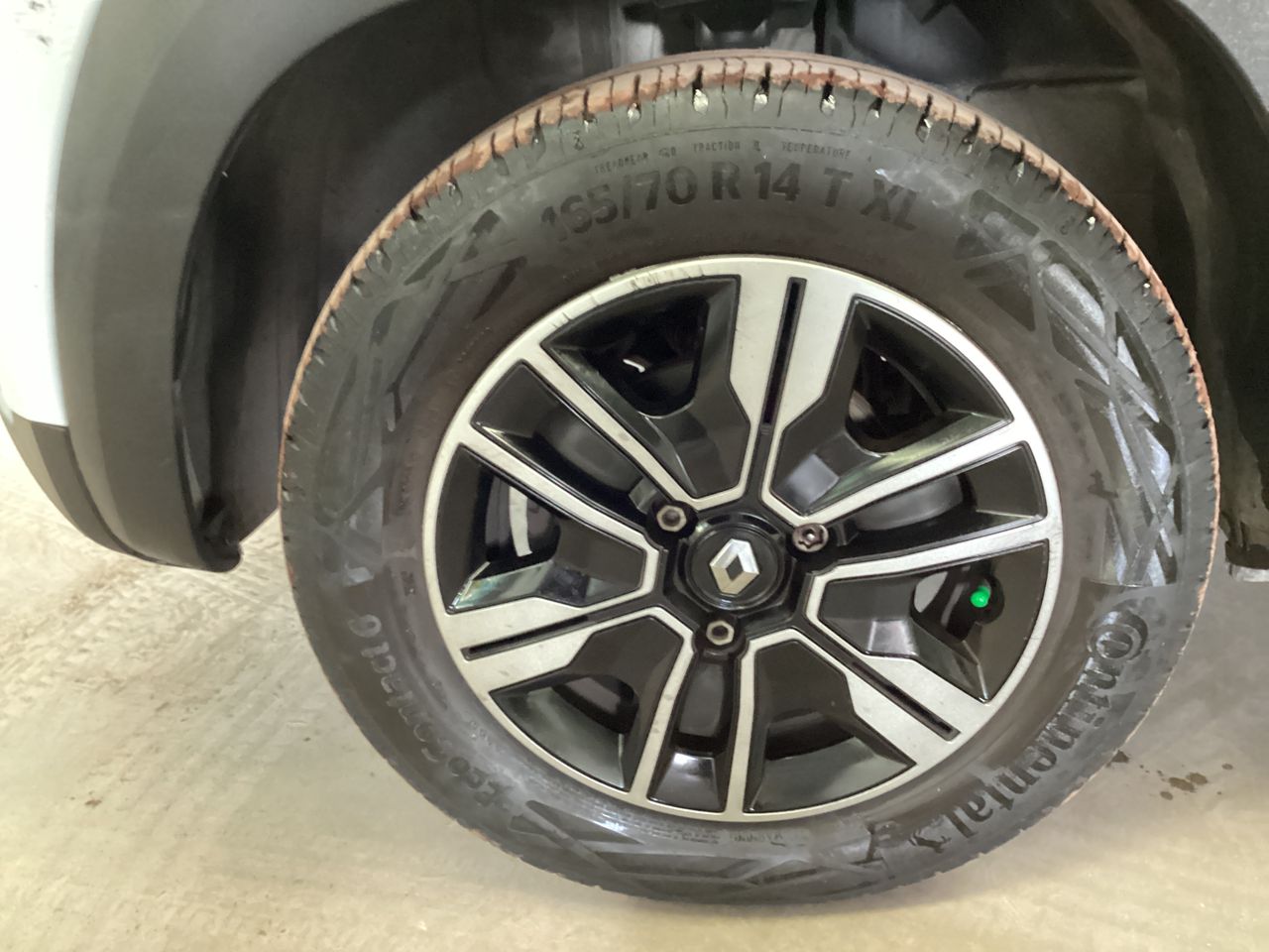 2024 Renault Kwid 1.0 Iconic Mt