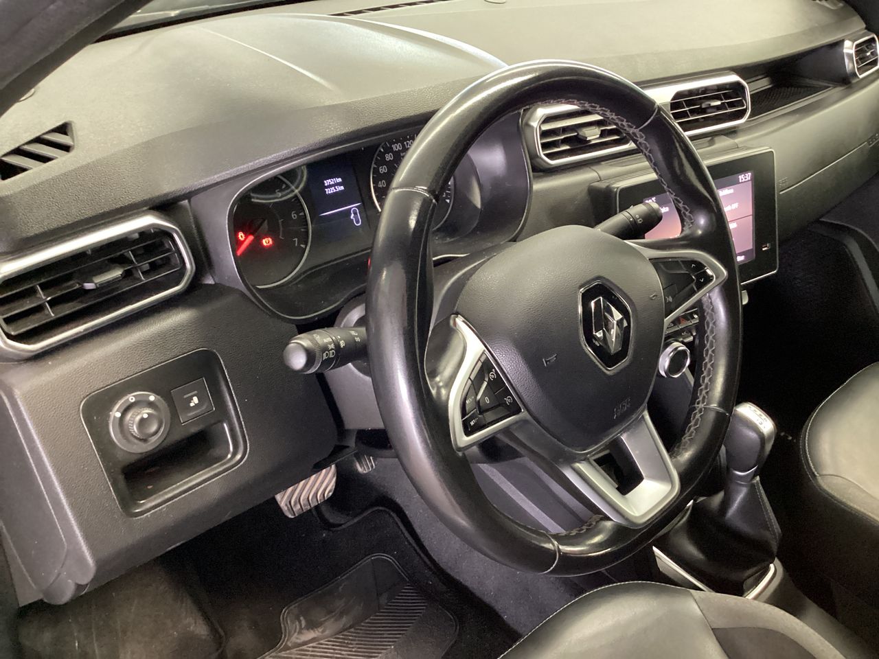 2023 Renault Duster 1.3 Iconic At