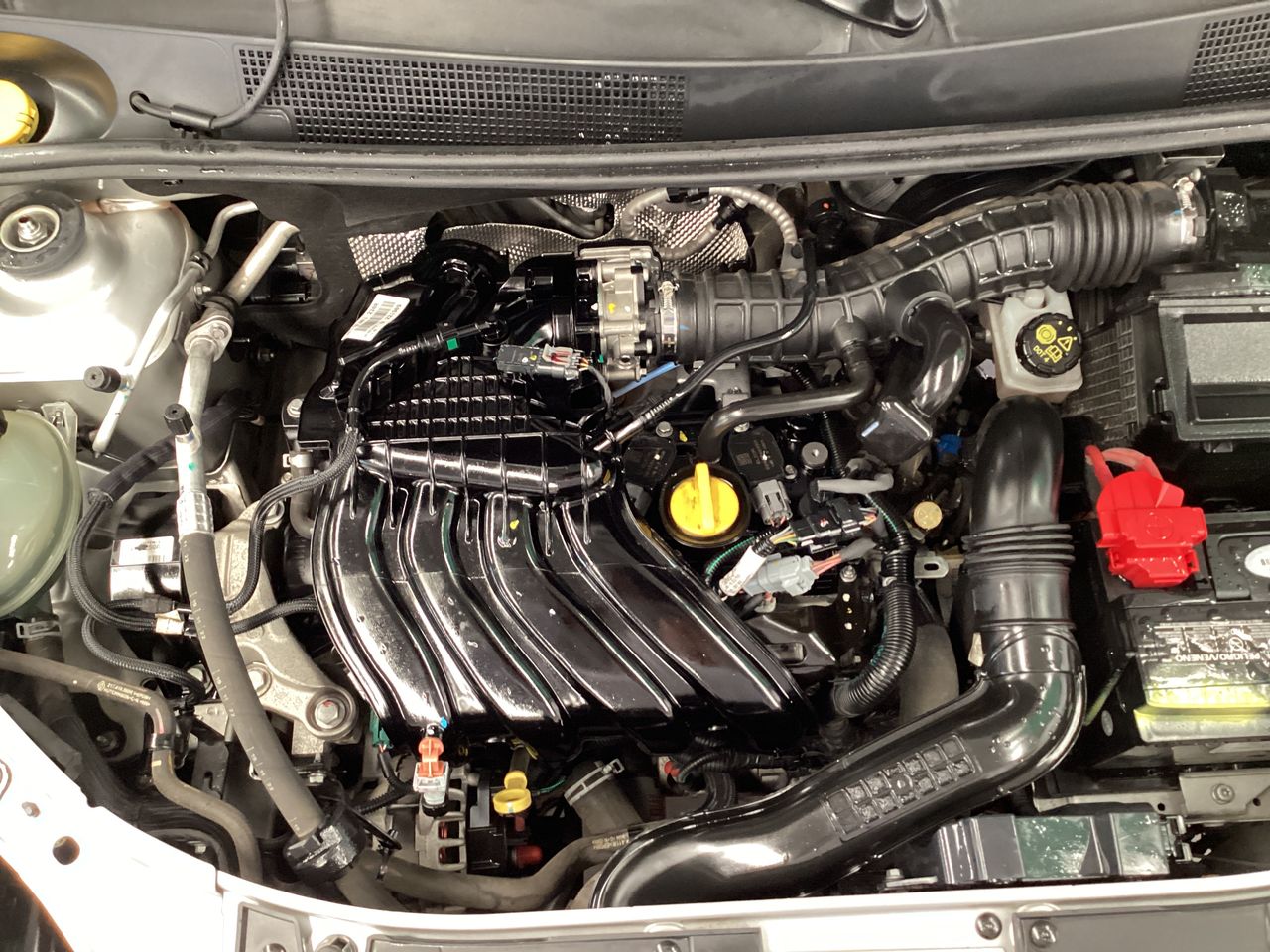 2024 Renault Logan 1.6 Intens At
