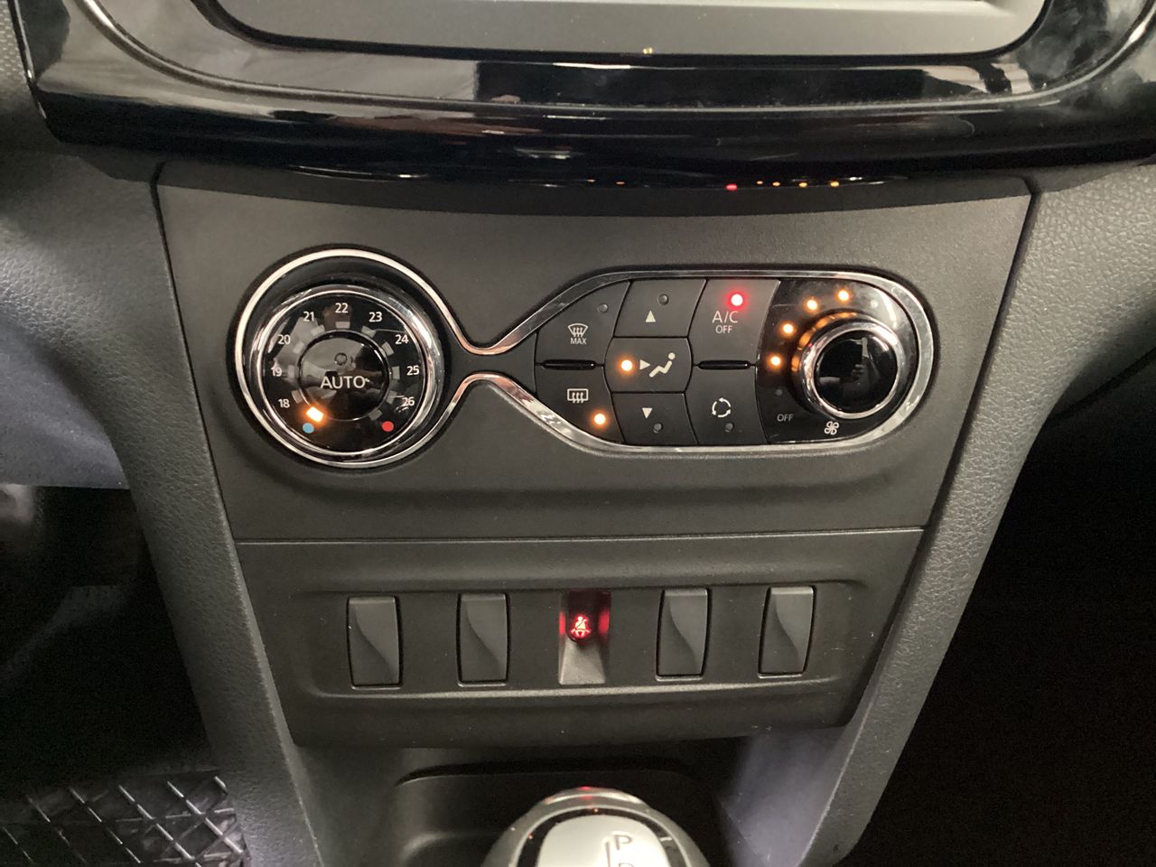 2024 Renault Logan 1.6 Intens At