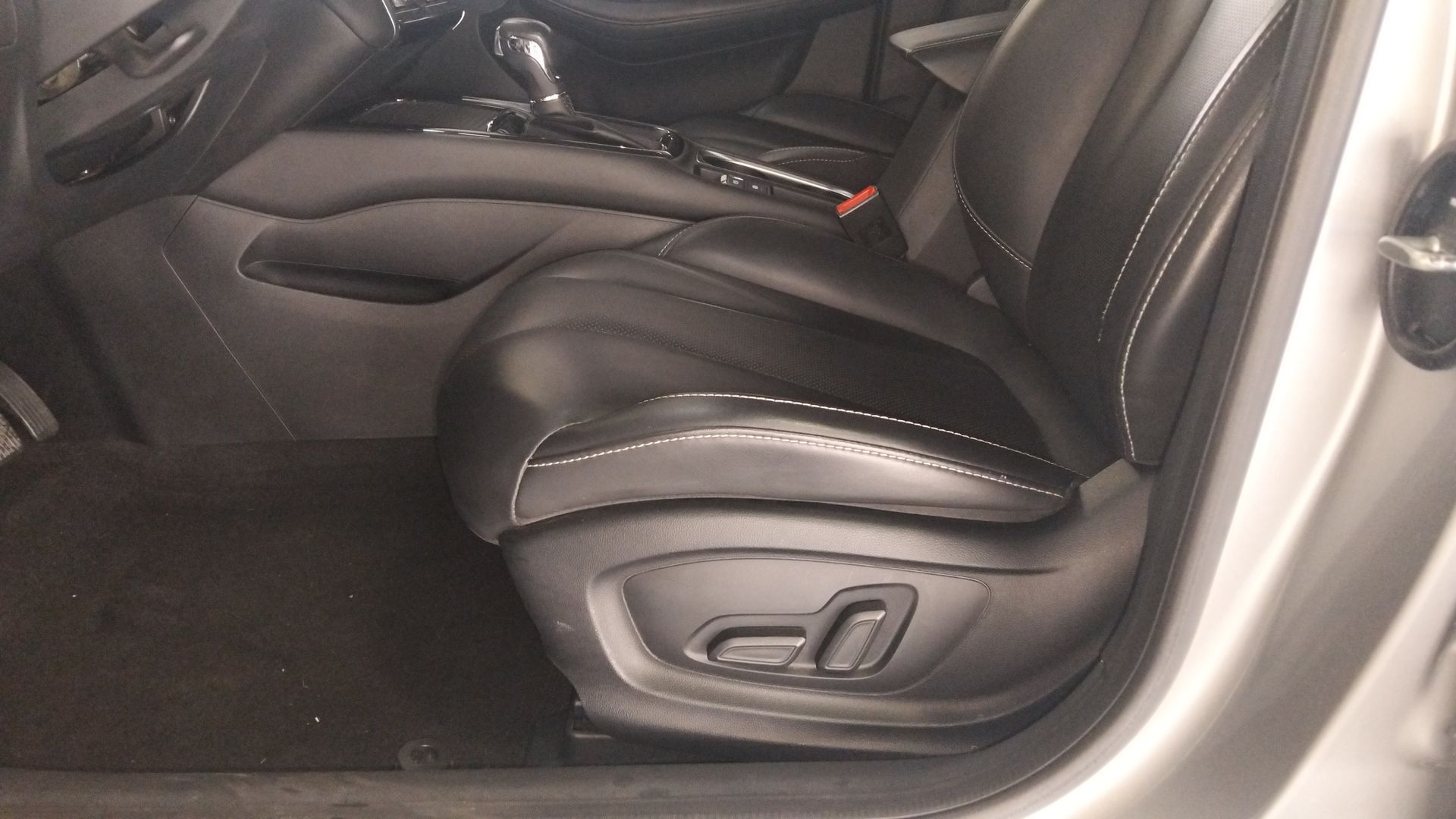2023 MG MG 5 1.5 DEL Elegance At