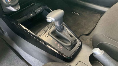 2023 Kia KIA RIO HB 5p LX L4/1.6 Aut