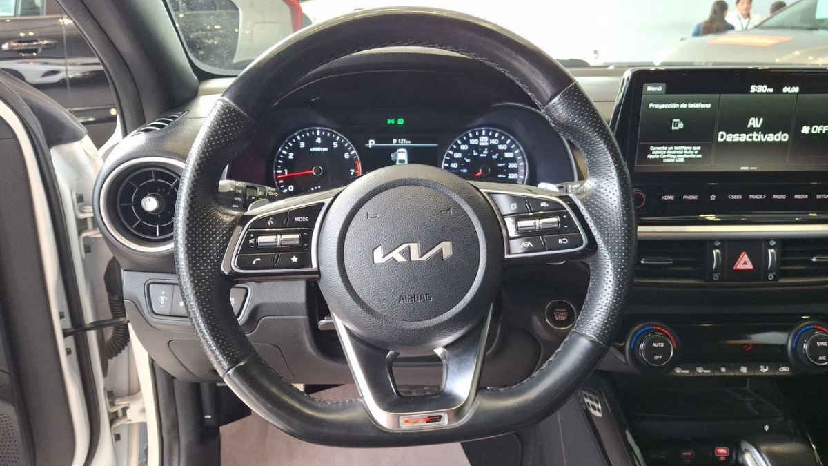 2023 Kia FORTE SEDAN 4p GT Line L4/2.0 Aut