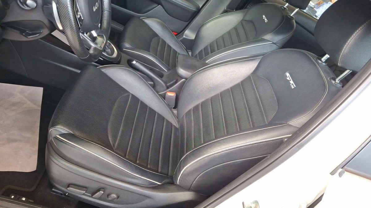 2023 Kia FORTE SEDAN 4p GT Line L4/2.0 Aut