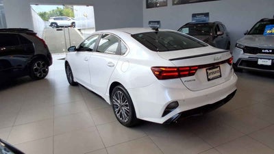 2023 Kia FORTE SEDAN 4p GT Line L4/2.0 Aut