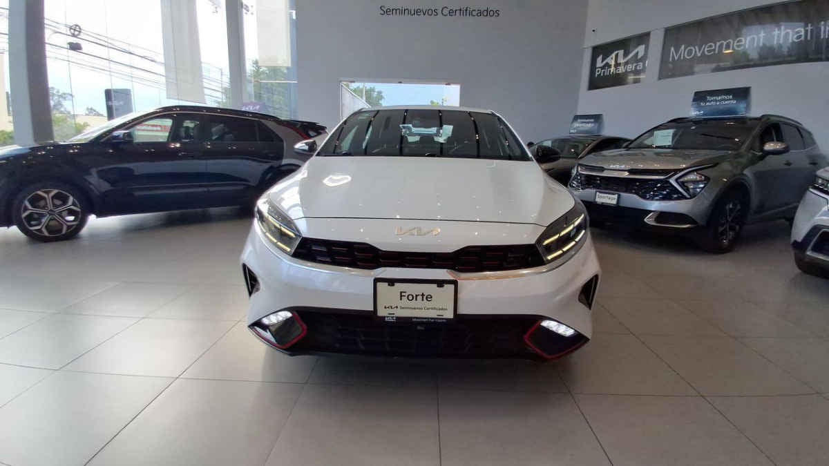 2023 Kia FORTE SEDAN 4p GT Line L4/2.0 Aut