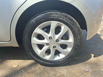 2020 Nissan March 5p Advance L4/1.6 Man