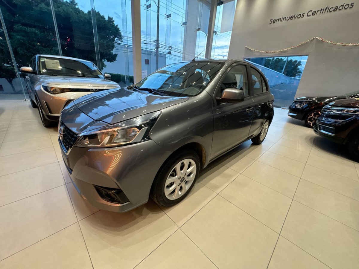 2023 Nissan March 5p Advance L4/1.6 Aut
