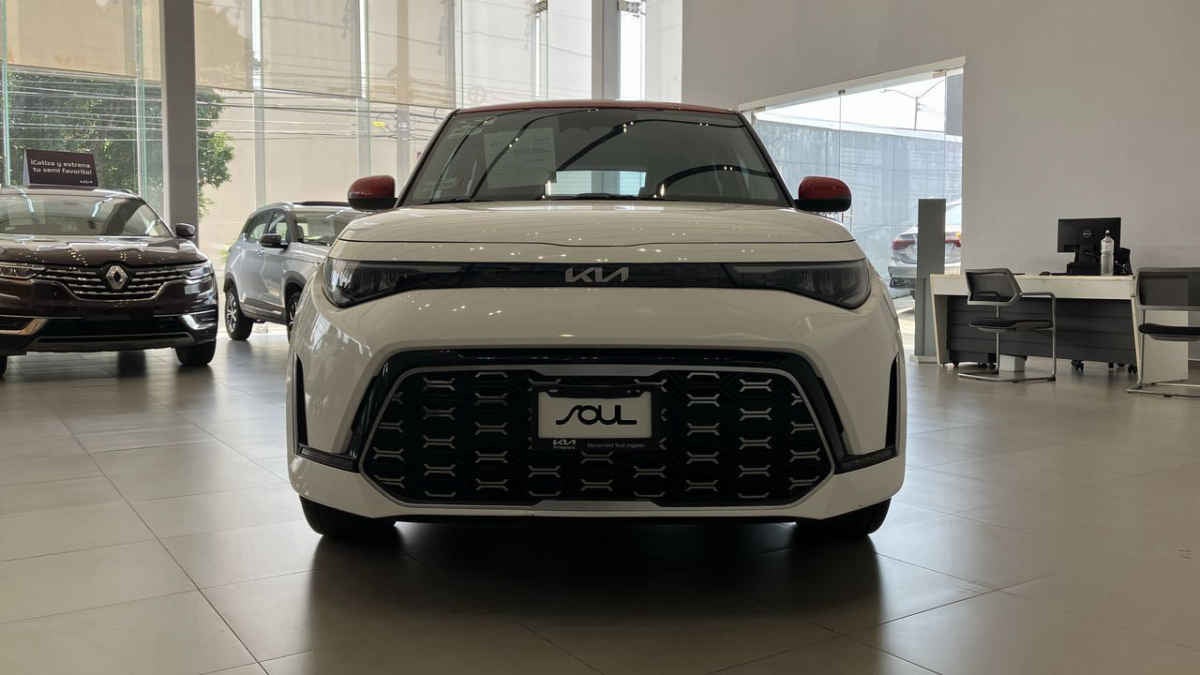 2023 Kia Soul 5p GT L4/2.0/T Aut