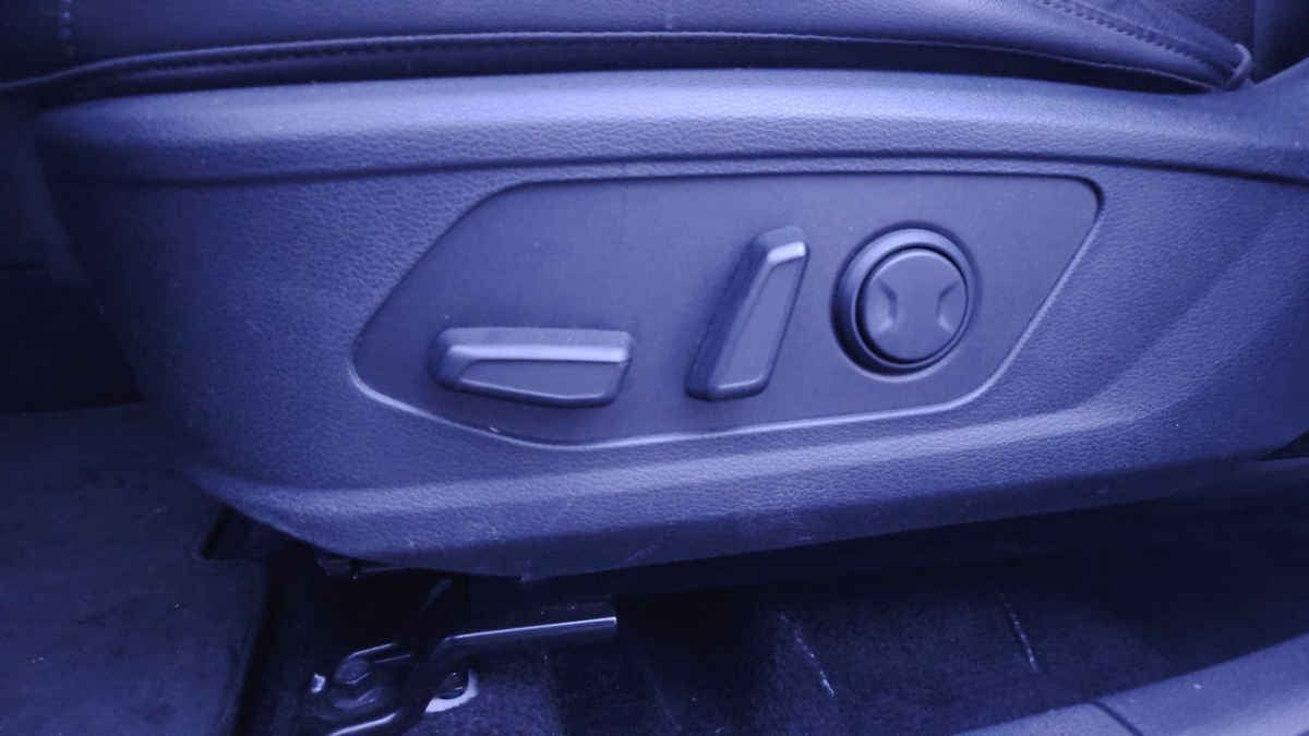 2025 Kia Sportage 5p SXL L4/2.5 Aut