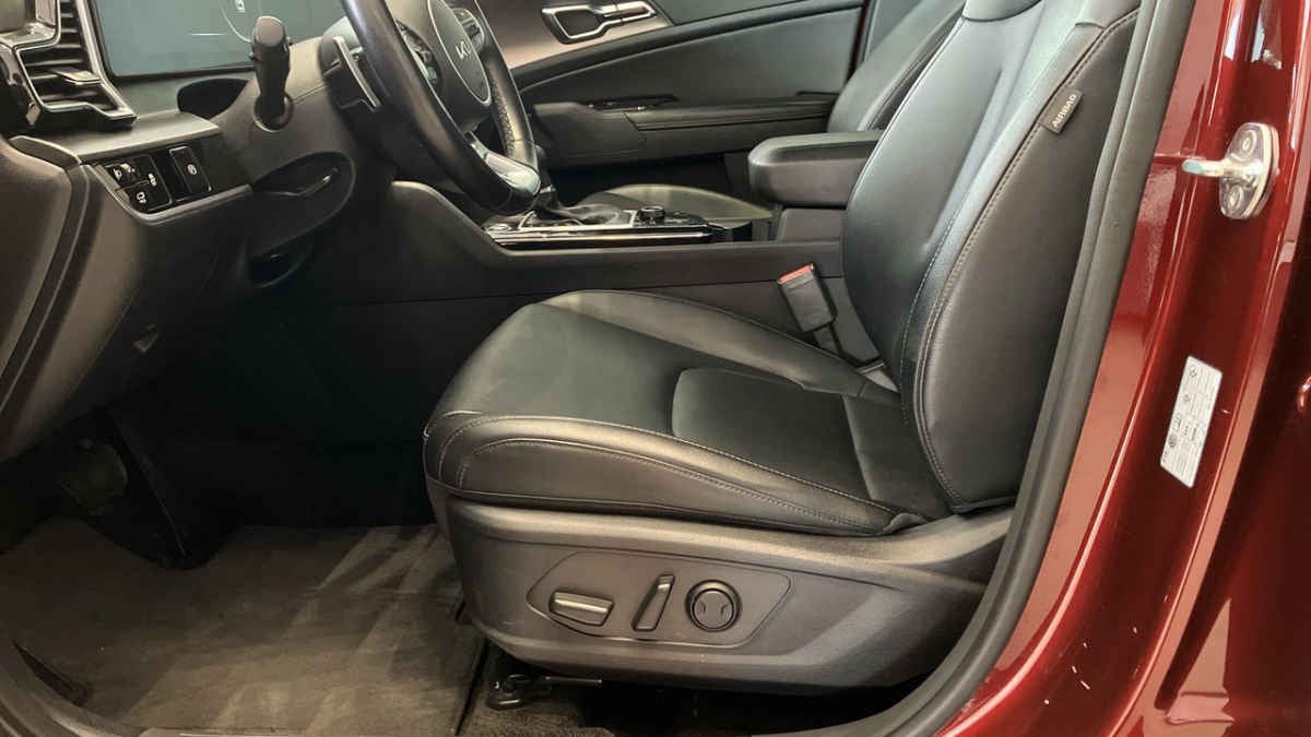 2025 Kia Sportage 5p SXL L4/2.5 Aut