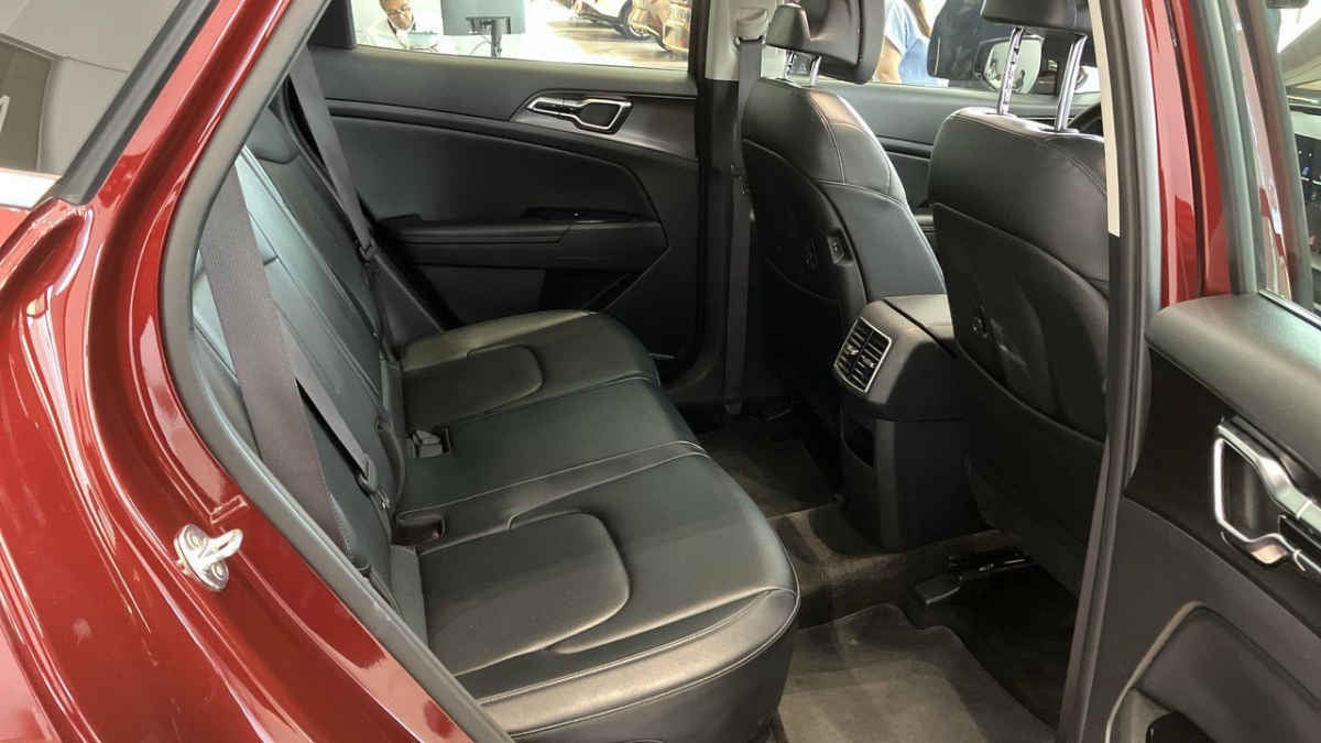 2025 Kia Sportage 5p SXL L4/2.5 Aut