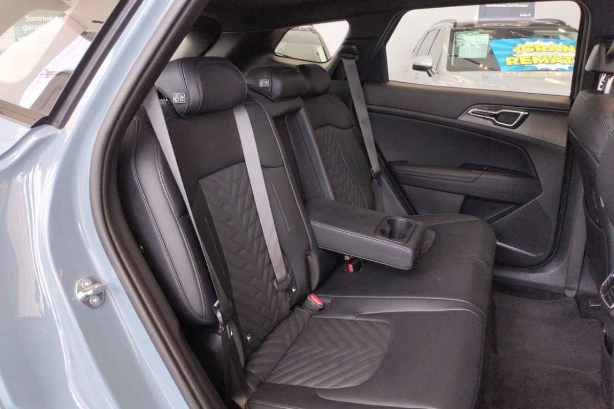 2026 Kia Sportage 5p X-Line HEV L4/1.6/T Aut