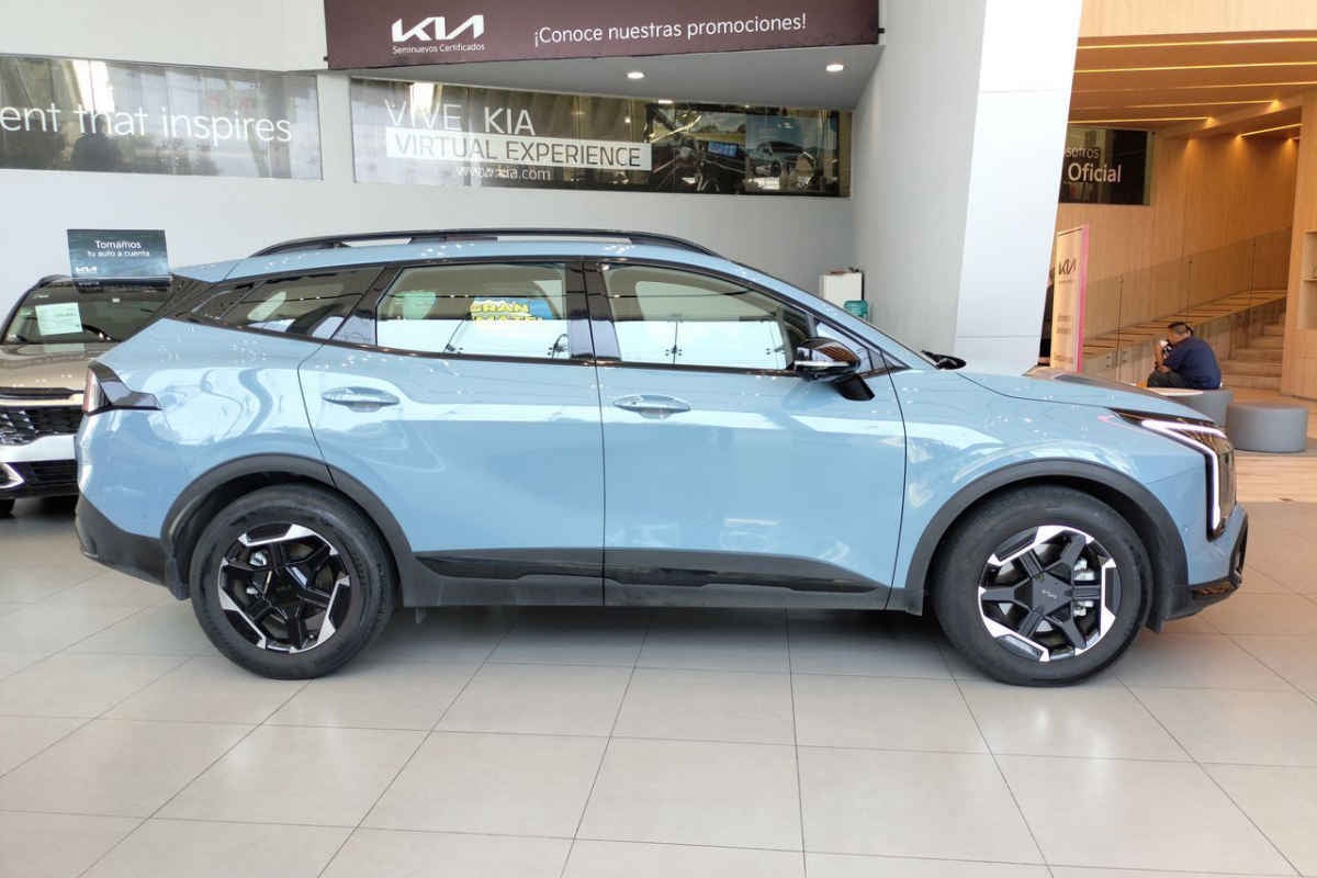 2026 Kia Sportage 5p X-Line HEV L4/1.6/T Aut
