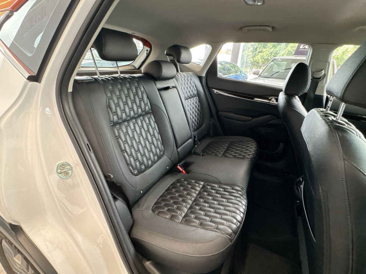 2023 Kia SELTOS 5p EX Pack L4/1.6 Aut