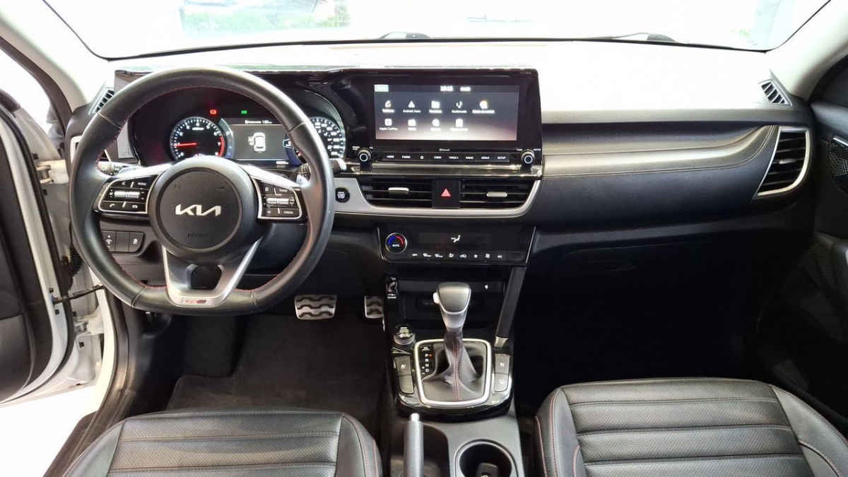 2023 Kia SELTOS 5p SX L4/1.6 Aut