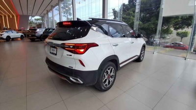2023 Kia SELTOS 5p SX L4/1.6 Aut