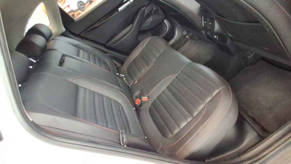 2023 Kia SELTOS 5p SX L4/1.6 Aut