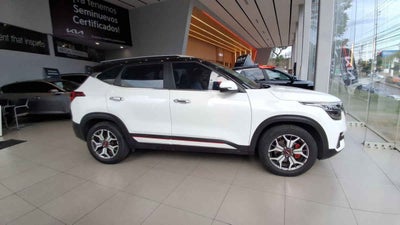 2023 Kia SELTOS 5p SX L4/1.6 Aut