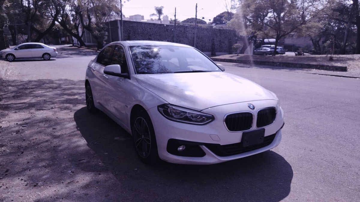 2019 BMW Serie 1 4p Sedan 120i Sport Line L4/1.6/T Aut